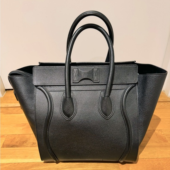 CELINE MICRO LUGGAGE HANDBAG IN DRUMMED CALFSKIN, BLACK WITH DUST BAG SHOWN - Picture 2 of 9